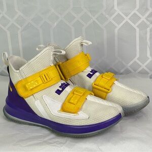 Nike LeBron Soldier 13 SFG Lakers White Purple Yellow Sneakers 9.5